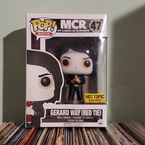 HOT TOPIC EXCLUSIVE MCR REVENGE FUNKO RED TIE
